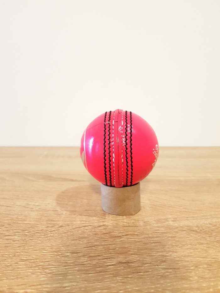 EN 4PC T20 PINK MATCH BALL 156g - Image 2