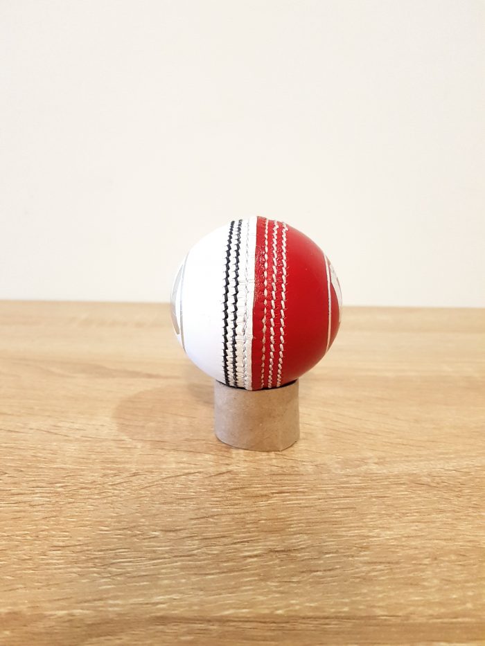 EN 2PC RED & WHITE BALL 156g - Image 3