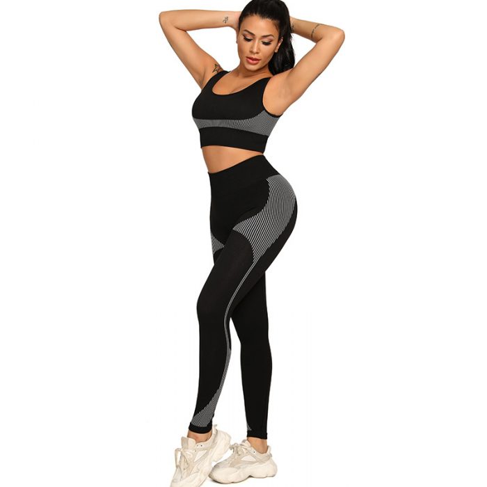 Seamless Yoga Set - Image 6