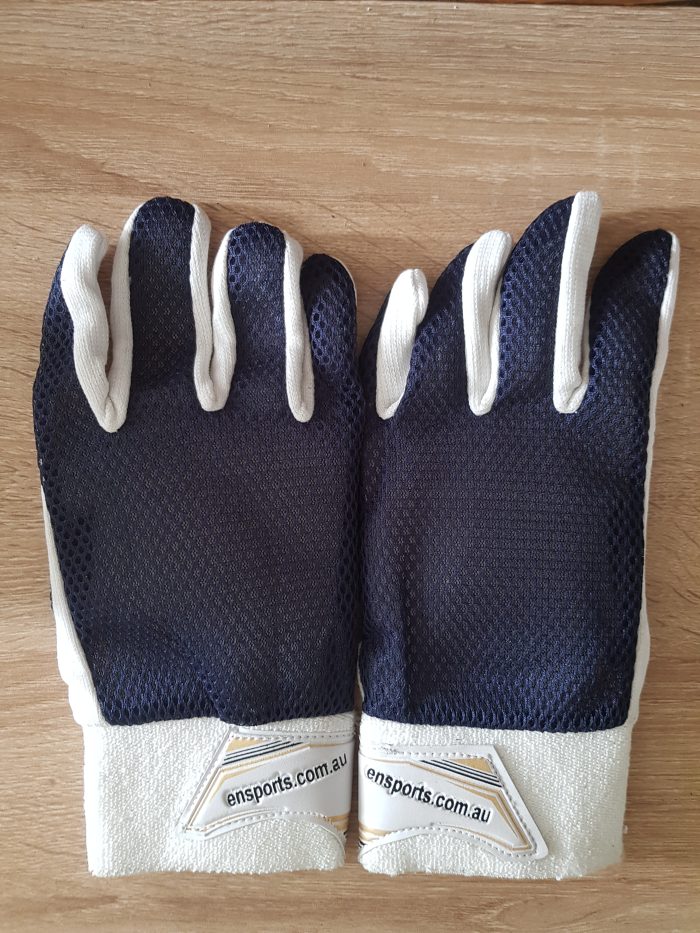 EN wicket keeping inners Padded - SENIOR