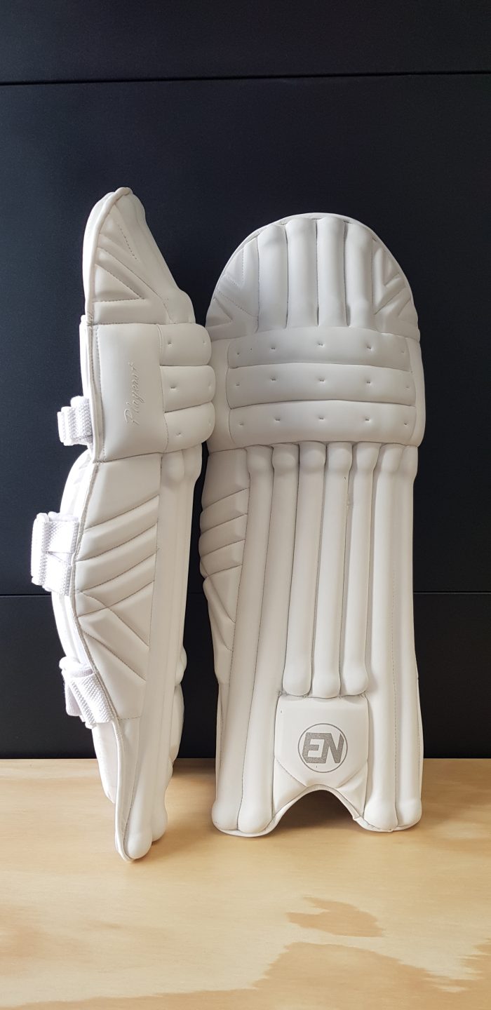 EN Players Plus Traditional Batting pads - Left Handed, SENIOR