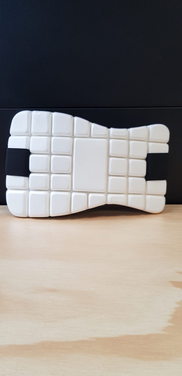 EN PROFLEX JUNIOR CHEST GUARD